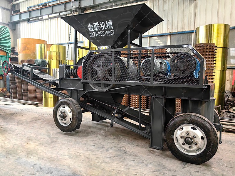 对辊细碎机_小型细碎对辊机,新型制砂细碎机生产视频/型号图片